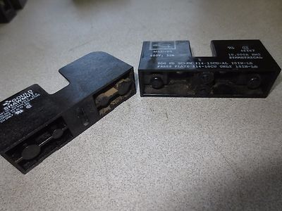 GOULD SHAWMUT 30311 & CONNECTRON M631-66 FUSE HOLDERS - 600V, 30A  - LOT of 175