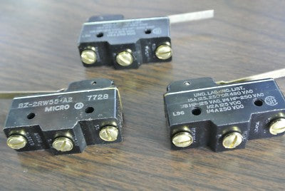 MICROSWITCH BZ-2RW55-A2 - LIMIT SWITCH - 15A @ 125, 250 or 480VAC - LOT of 3 NEW3