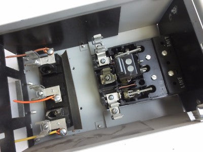 GENERAL ELECTRIC THFP361 - TYPE QMR PANELBOARD UNIT TWIN PANEL SWITCH 600V, 30A2