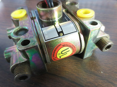 SKINNER V935LEH2075 V9-SERIES SOLENOID VALVE 4-WAY - 20W 75psi 120V NEW SURPLUS3