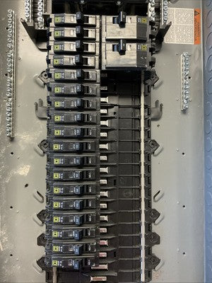 SQUARE D QOC42US BREAKER PANELBOARD TYPE 1 SER S01 200AMP MAIN BREAKER5