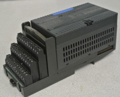 FANUC IC200MDL740D / OUTPUT MODULE / 12/24VDC / .5A / 16PT / POS LOG GRP0