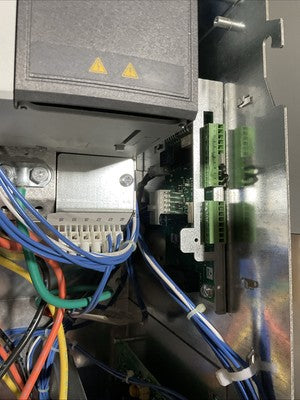 DANFOSS 177U9584 MOTOR AC DRIVE OUPUT 0-460VAC 3PH 0-60HZ 34A 25HP INPUT 480VAC13