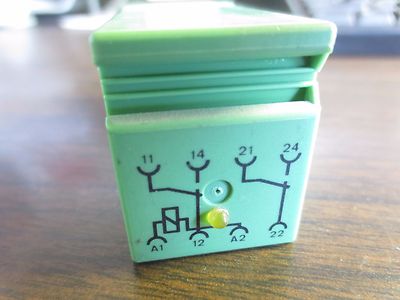 PHOENIX CONTACT RELAY - ST-REL4-KG24/21-21 - TYP ST-REL4A - 2823308  24VDC/24VAC4