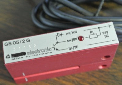 NAMCO EP110-14260 PHOTOELECTRIC SLOT SENSOR - RETRO-REFLECTIVE - GS05/2G LEUZE1