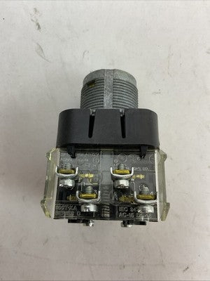 ALLEN BRADLEY 800T-16HW2KB6AX SER U 120VAC 0.90WATTS ILLUMINATED SELECTOR SWITCH2