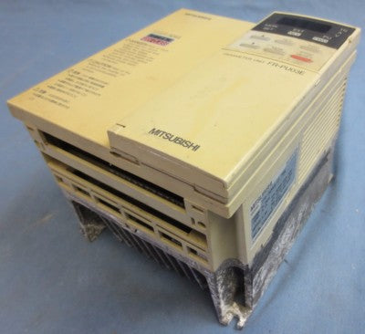 MITSUBISHI FR-A044-0.75K FREQROL 400V CLASS INVERTER w/ FR-PU03E PARAMETER UNIT0