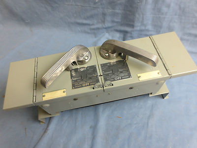 I-T-E V7B2211LR VACU BREAK PANELBOARD & SWITCHBOARD UNIT 240V 30-30A NEW SURPLUS0