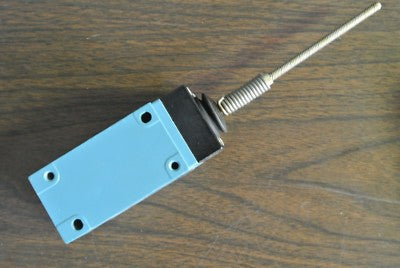 MICROSWITCH LSJ3K-7N - LIMIT SWITCH - 600VAC - PILOT DUTY - 10A CONT NEW SURPLUS3