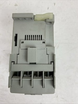 ALLEN BRADLEY 100-C09*10 SER A 600VAC 25AMP CONTACTOR 120/110/V 60/50HZ COIL4