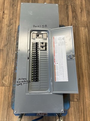 SQUARE D QOC42US BREAKER PANELBOARD TYPE 1 SER S01 200AMP MAIN BREAKER2