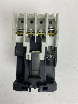 EATON CE15CNS3 SER B1 600VAC 12A 3PH 10HP CONTACTOR 120V 60HZ 110V 50HZ COIL2