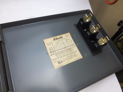 I-T-E UP321 - XL-UNIVERSAL DOOR-OPERATED BUS PLUG - 240V, 30A, 3-POLE3