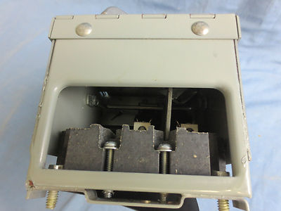 I-T-E V2B2211LM VACU-BREAK PANELBOARD & SWITCHBOARD UNIT 240V 30-30A NEW SURPLUS9