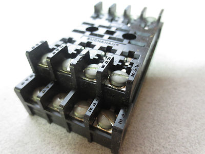 AGASTAT ECR0002001 RELAY SOCKET - CR0002-001 - NEW SURPLUS in BOX0