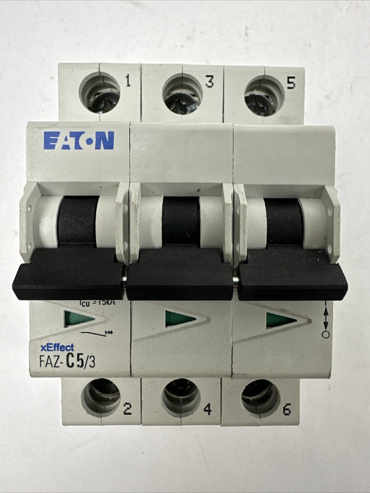EATON XEFFECT FAZ-C5/3 CIRCUIT BREAKER 408Y/277VAC 5A 3POLE0