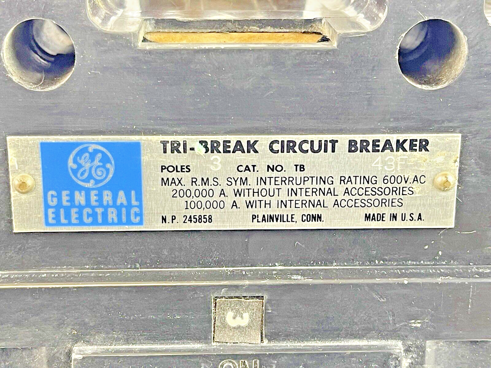GE - TB43250 - TRI-BREAK CIRCUIT BREAKER - TB43F - 250 A, 3 POLE, 600 VAC6