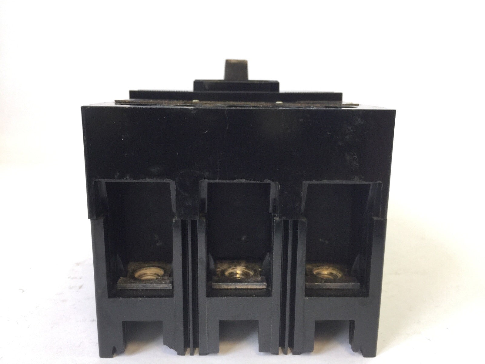 ITE SIEMENS FJ3-S225 CIRCUIT BREAKER 600VAC 125/250VDC 225AMP 3POLE 2