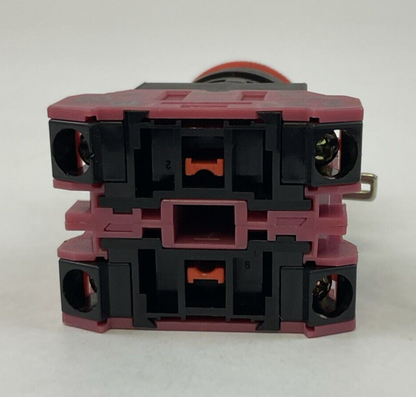 IDEC HW1B-V3F02-R TWIST LOCK PUSH BUTTON4