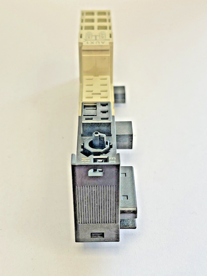 SIEMENS *LOT OF 4* 6ES7 193-4CC30-0AA0 - TERMINAL MODULES6