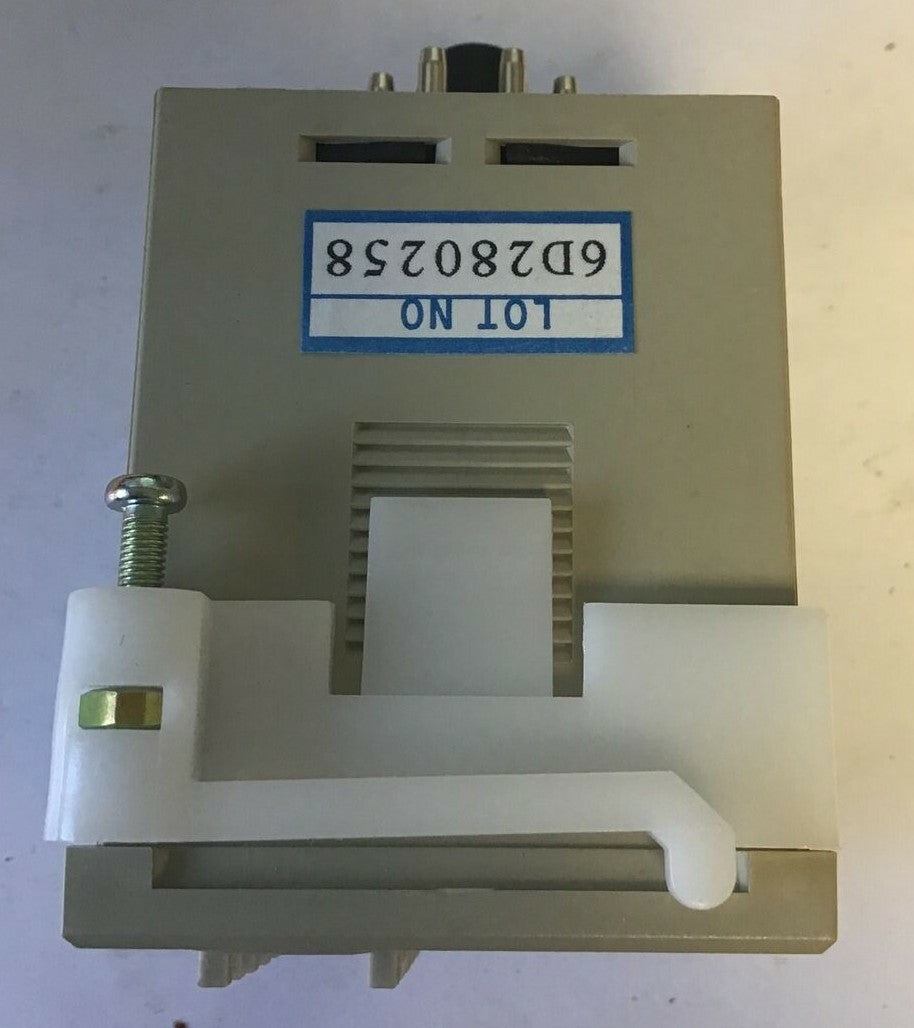 TENOR LE3S TIMER 5A 250VAC 50/60HZ 240VDC5