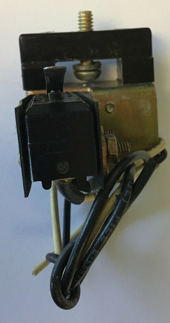 ITE A01JL0R0 AUXILIARY SWITCH 120V 3