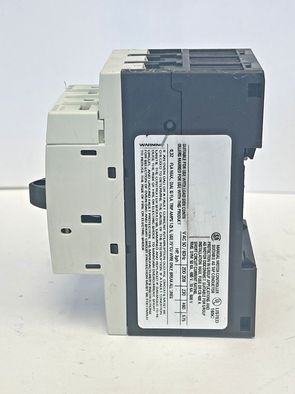 SIEMENS - 3RV1011-0DA15 & 3RV1901-1E-CIRCUIT BREAKER W/ SWITCH TRANSVERSE2
