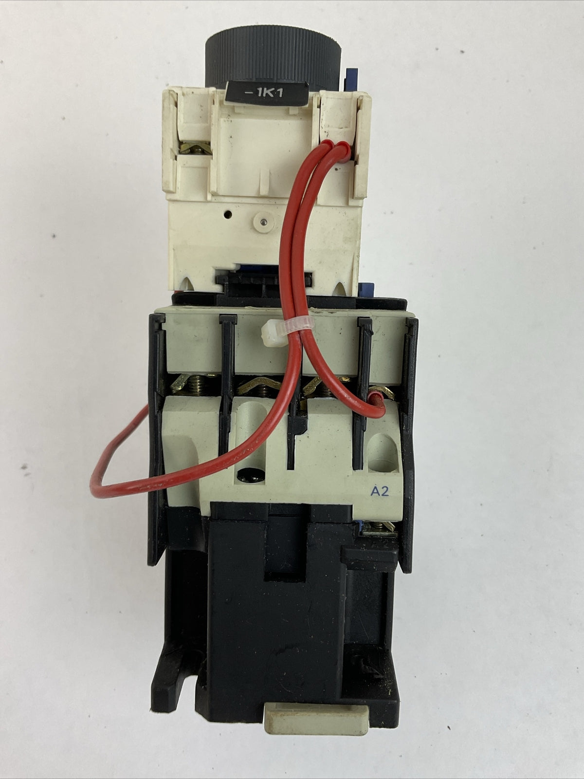 TELEMACANIQUE LC1D3210 CONTACTOR 24V 50/60HZ COIL LA2DS2 CONTACT BLOCK0