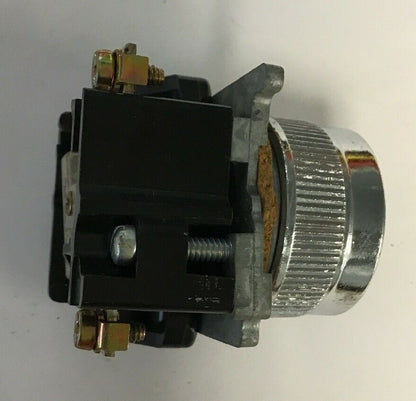 CUTLER HAMMER 10250T201 INDICATING LIGHT W/O BULB & COVER 120VAC/DC3