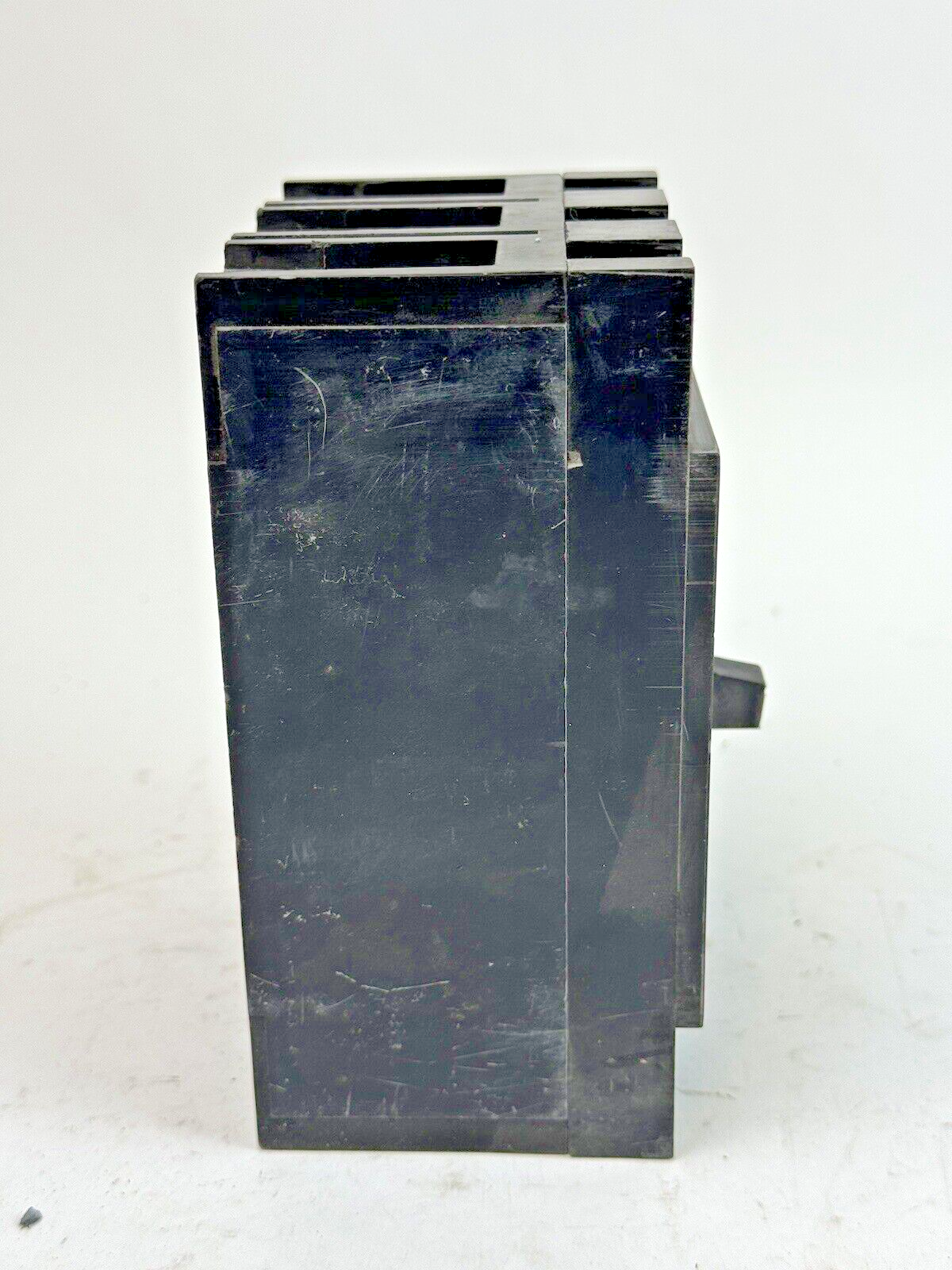 CUTLER-HAMMER / EATON - CCH3100 - CIRCUIT BREAKER - 100A/ 240 VAC/ 3 POLE4