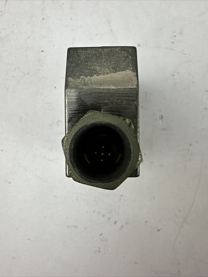 BANNER SMBQS30YL QS30FF600Q PHOTOELECTRIC SENSOT 10-30VDC4