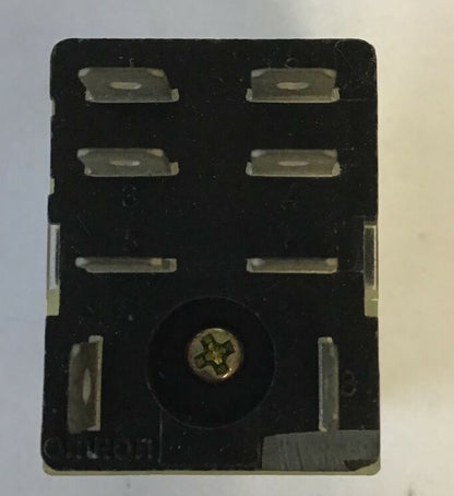 OMRON LY1 RELAY 110/120VAC 15A 28VDC  ***LOTOF2***3