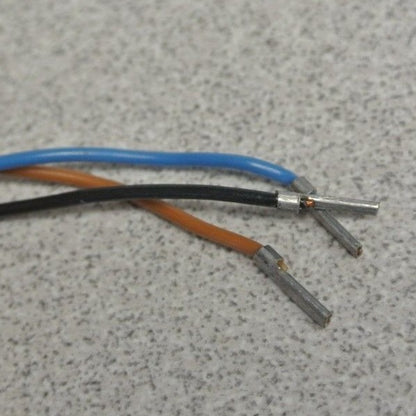 ALLEN-BRADLEY 871C-P4B12 CYLINDRICAL INDUCTIVE PROXIMITY SWITCH / 10-30VDC 12mm4