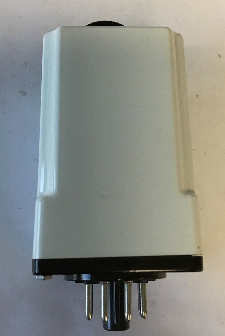 WESTINGHOUSE SOLID STATE TIME DELAY RELAY MTON1P120A 120V 50/60HZ 0.1 TO 10SEC4