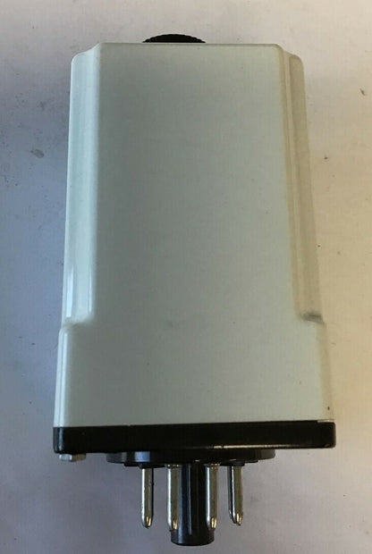 WESTINGHOUSE SOLID STATE TIME DELAY RELAY MTON1P120A 120V 50/60HZ 0.1 TO 10SEC4