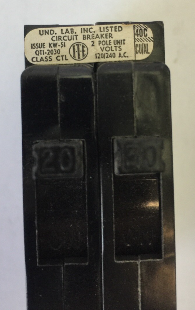 ITE QT1-2030 EQ-T DUAL UNITS PLUG-IN CIRCUIT BREAKER 120/240VAC 20/30A1