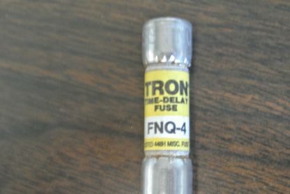 LOT of 3 / BUSS FNQ-4 TIME-DELAY FUSE 4A / 500V / NEW SURPLUS1