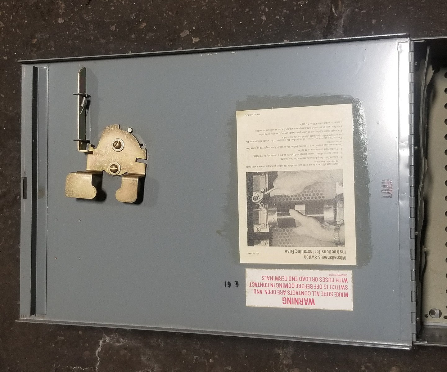 CH WESTINGHOUSE FDP FDP325 400 AMP 240VAC FUSE PANELBOARD SWITCH 4