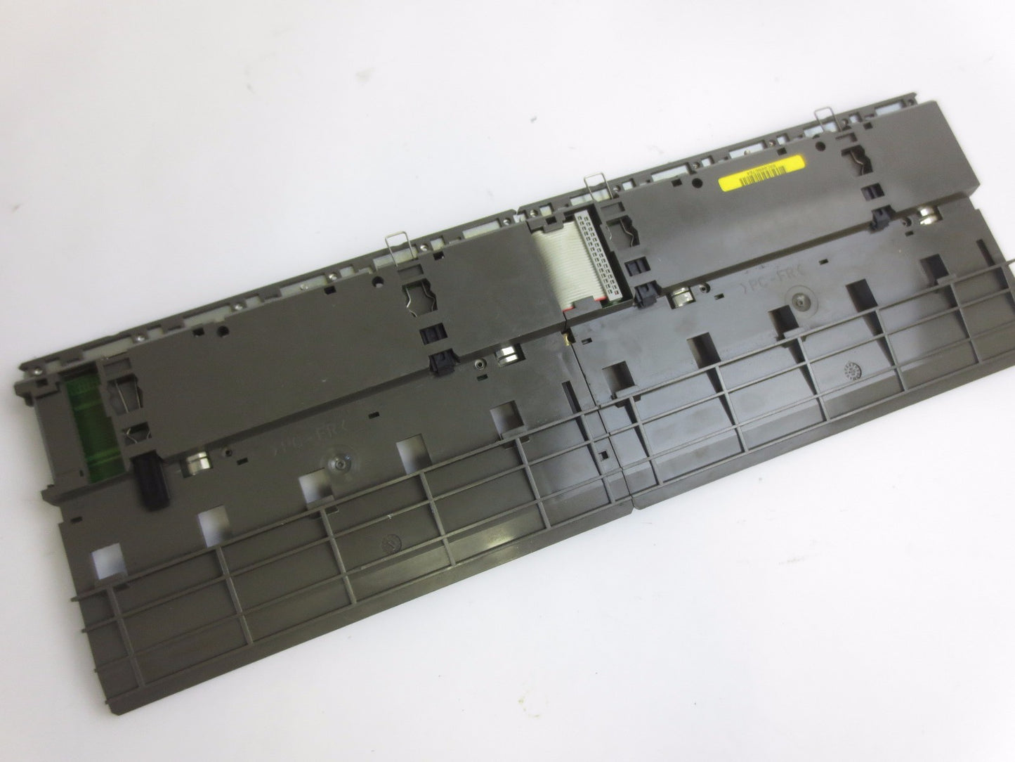 AEG SCHNEIDER MODICON DTA200 PRIMARY RACK & DTA201 SECONDARY SUBRACK6