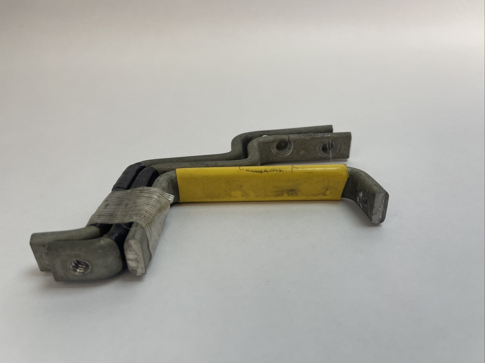 FEDERAL PACIFIC FPE KFDP3-2HOLE PANELBOARD MOUNTING HARDWARE 30/60/100A2