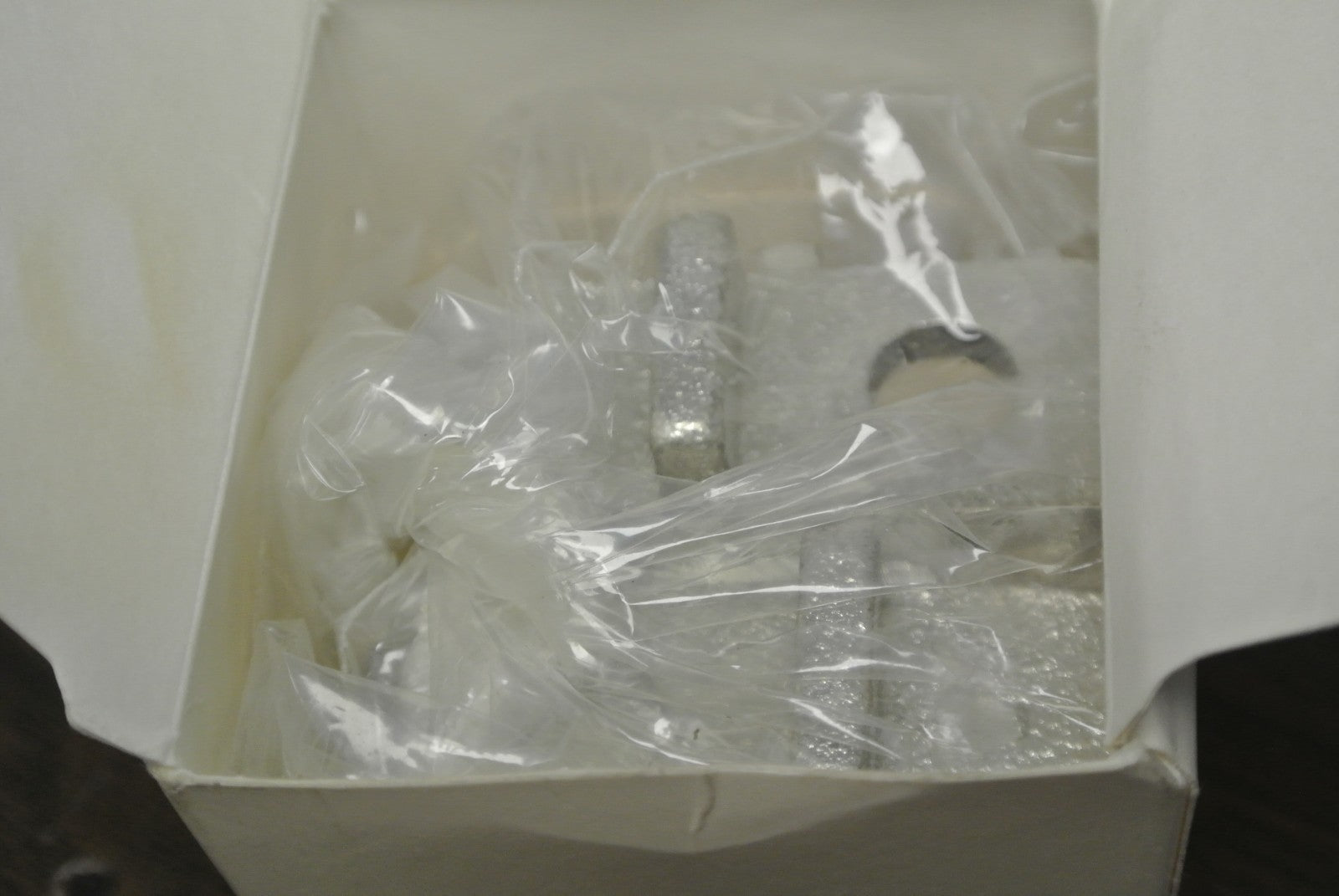 ALLEN-BRADLEY 1494R-N3 / LUG CONNECTOR KIT / 200A /  #6-#4/0 WIRE / NEW SURPLUS5