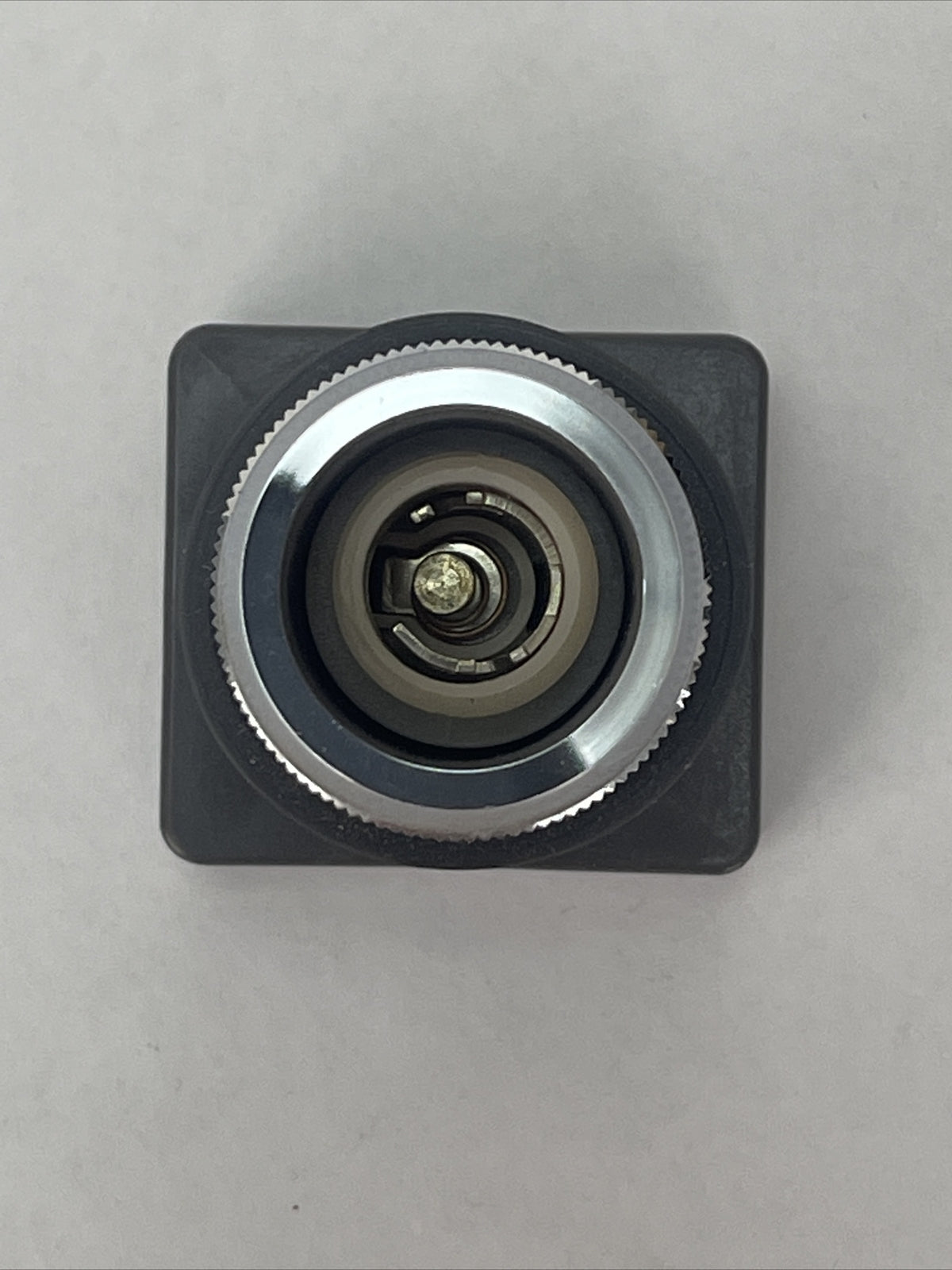 IDEC ELR1/EPRPT PILOT LIGHT NO BULB 120V LAMP0