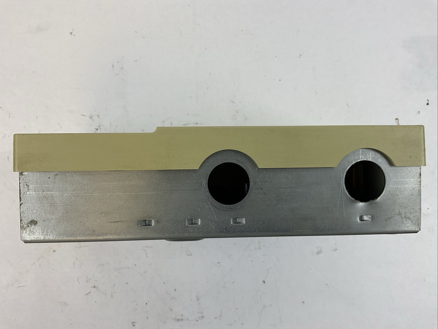 HONEYWELL T775A1035 TEMPERATURE CONTROLLER OUTPUT 120/240VAC4