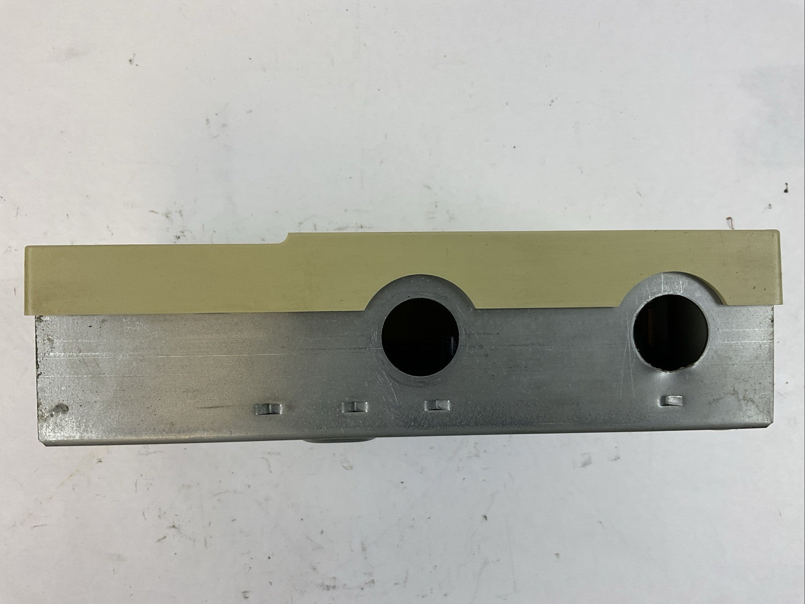 HONEYWELL T775A1035 TEMPERATURE CONTROLLER OUTPUT 120/240VAC4