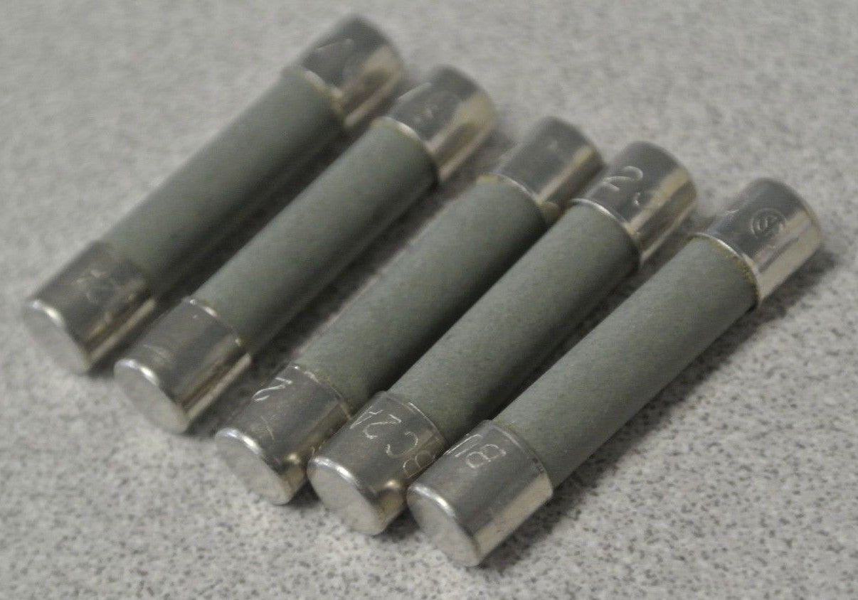 LOT of 5 / BUSS BK/ABC-2 MINIATURE CERAMIC TUBE FUSE / 250VAC / 2A NEW SURPLUS3
