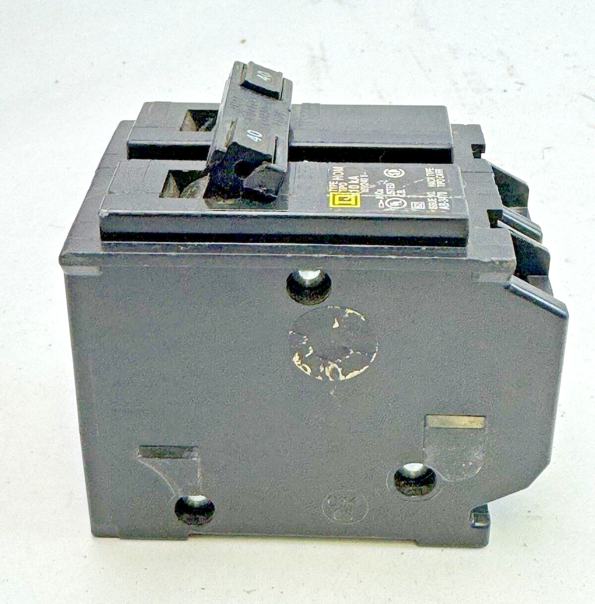 SQUARE D **LOT OF 8** HOM240 - CIRCUIT BREAKERS - 2 POLE/ 40 A/ 240 VAC5