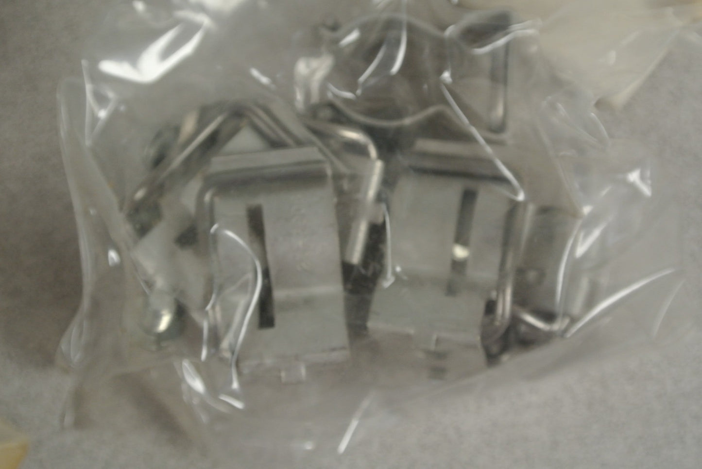 LOT of 4 SETS / CUTLER-HAMMER FUSE CLIP KITS / NEW SURPLUS 1