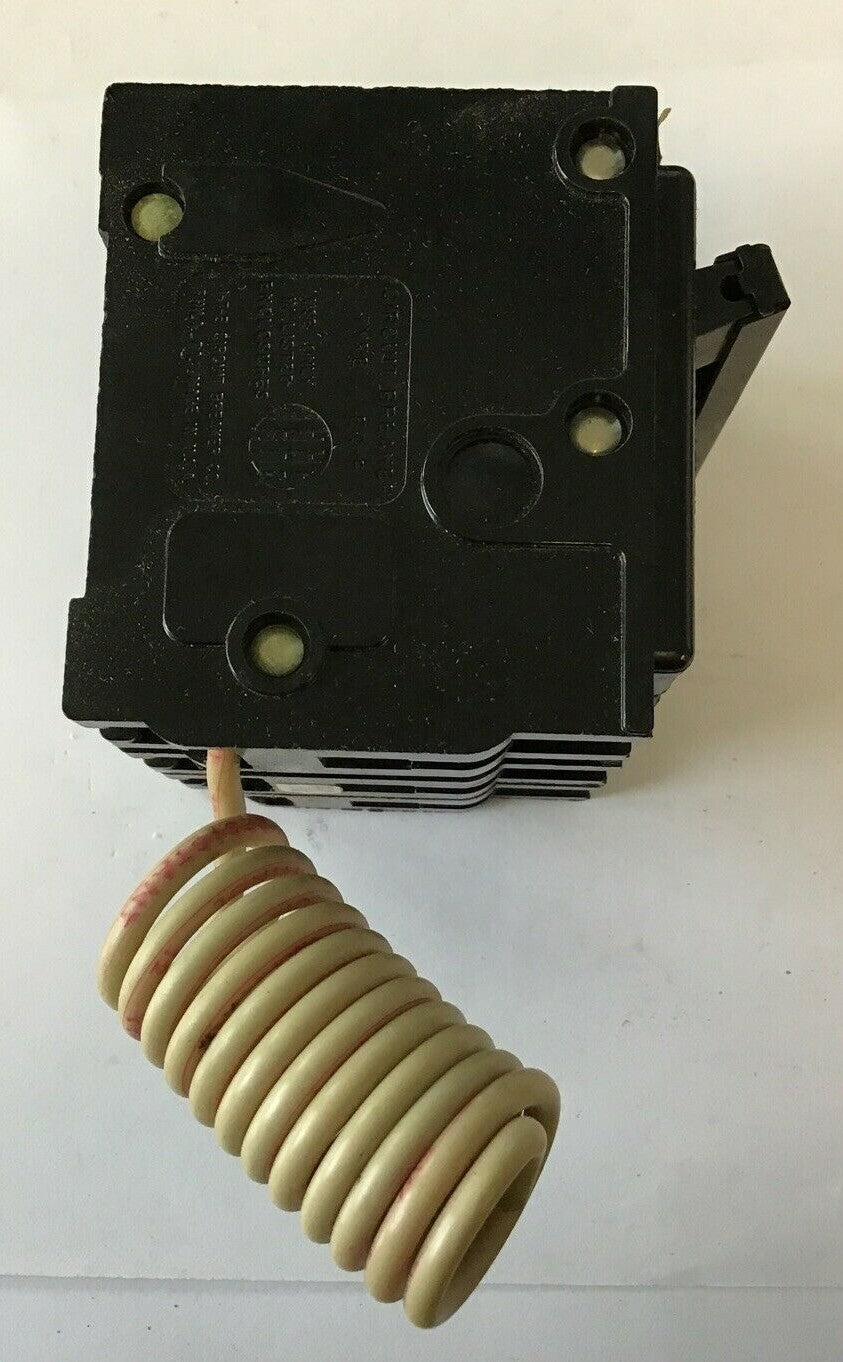 ITE QG3-B015 NEUTRAL SWITCH CIRCUIT BREAKER 15AMP 120/240VAC 2