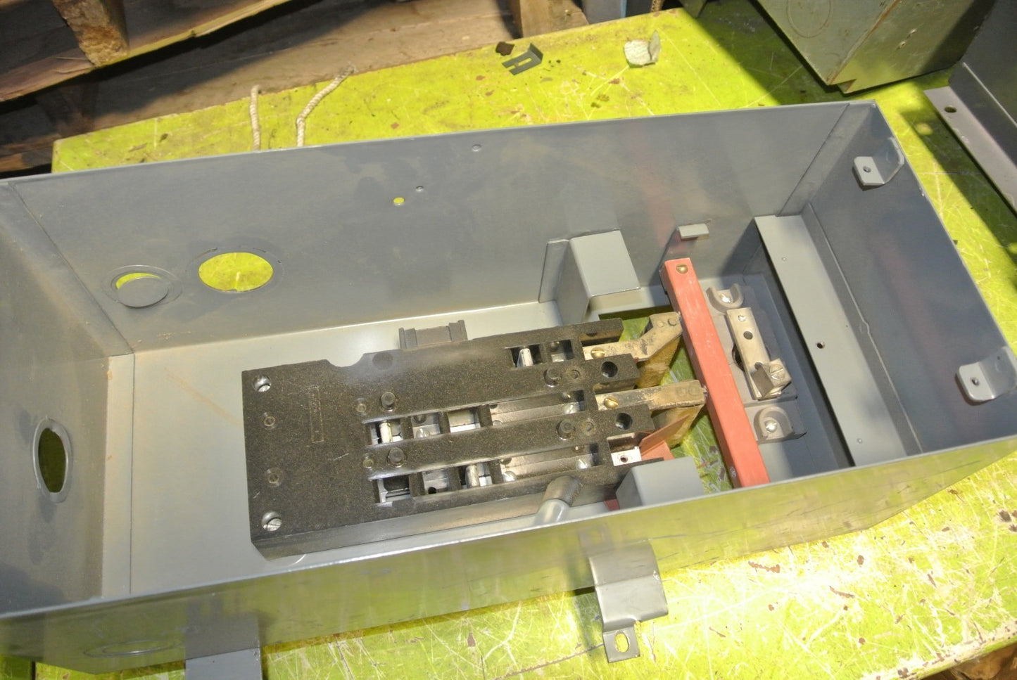 FPE PBEF-100 STABREAKER PLUG ENCLOSURE (ONLY) - 240VAC or 600VAC2