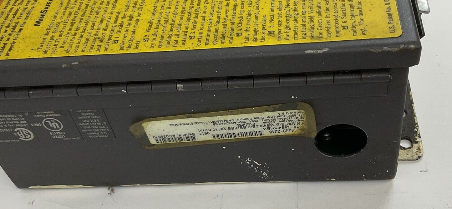 STI MS4300B-2 SAFETY SCREEN CONTROLLER 115VAC 50/60HZ3